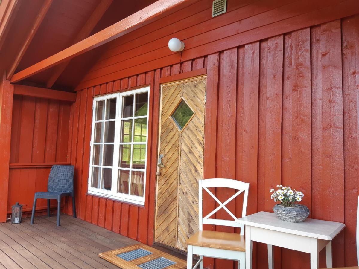 Eidsdal Camping og Feriehus Bagian luar foto