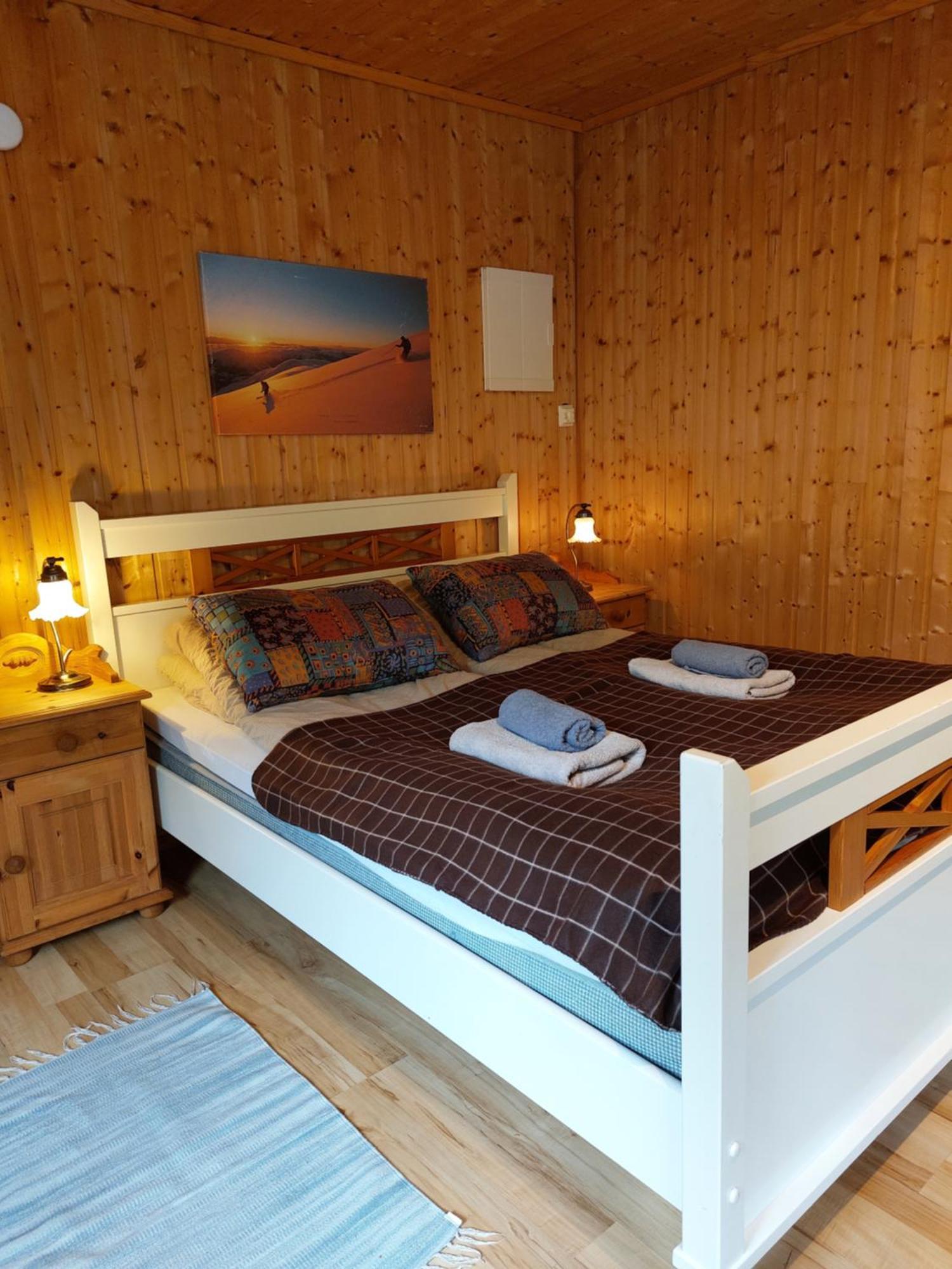 Eidsdal Camping og Feriehus Bagian luar foto