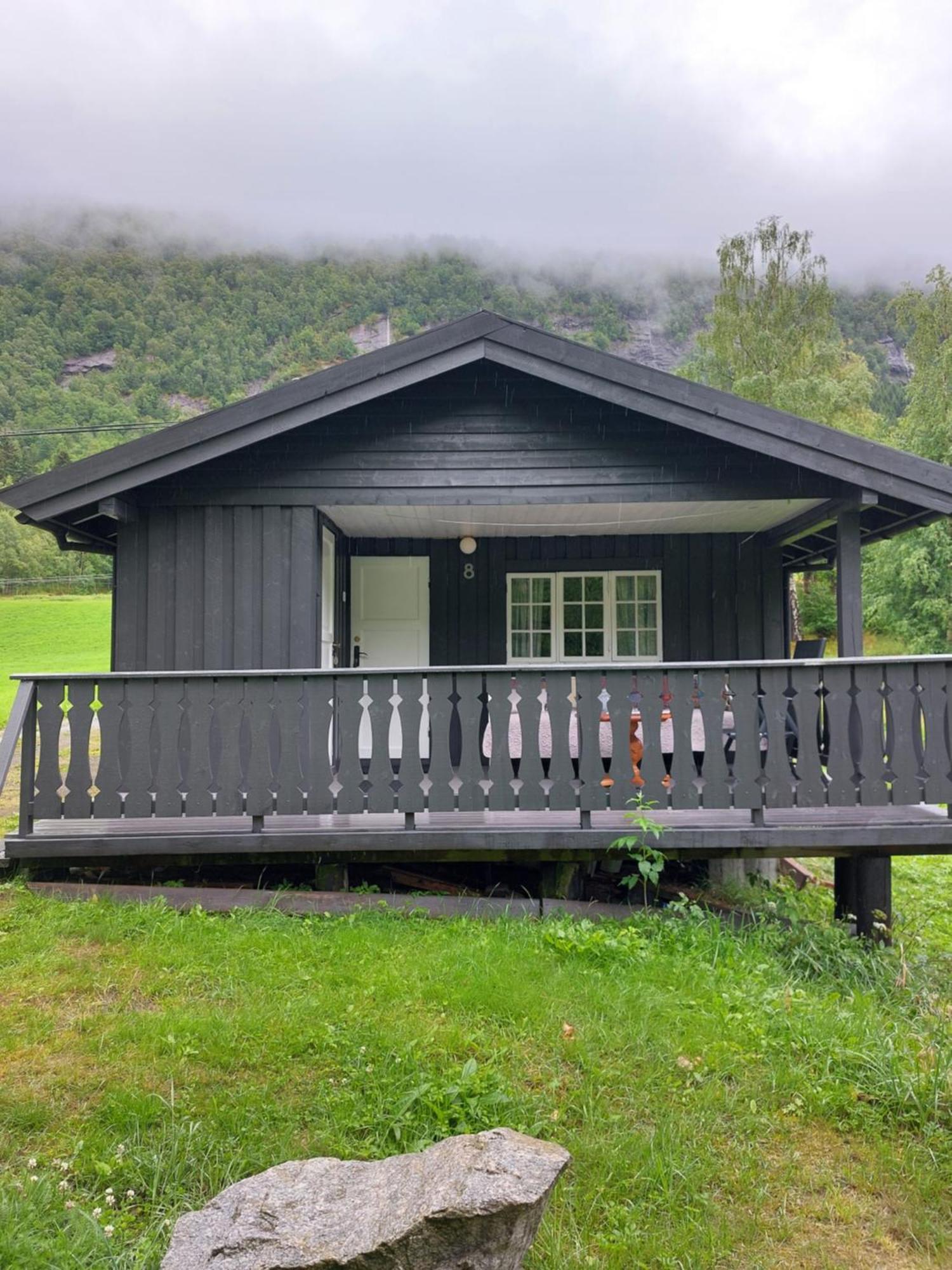 Eidsdal Camping og Feriehus Bagian luar foto