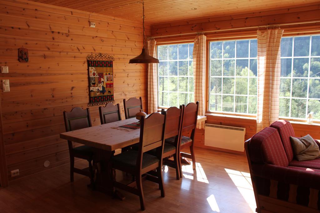 Eidsdal Camping og Feriehus Bagian luar foto