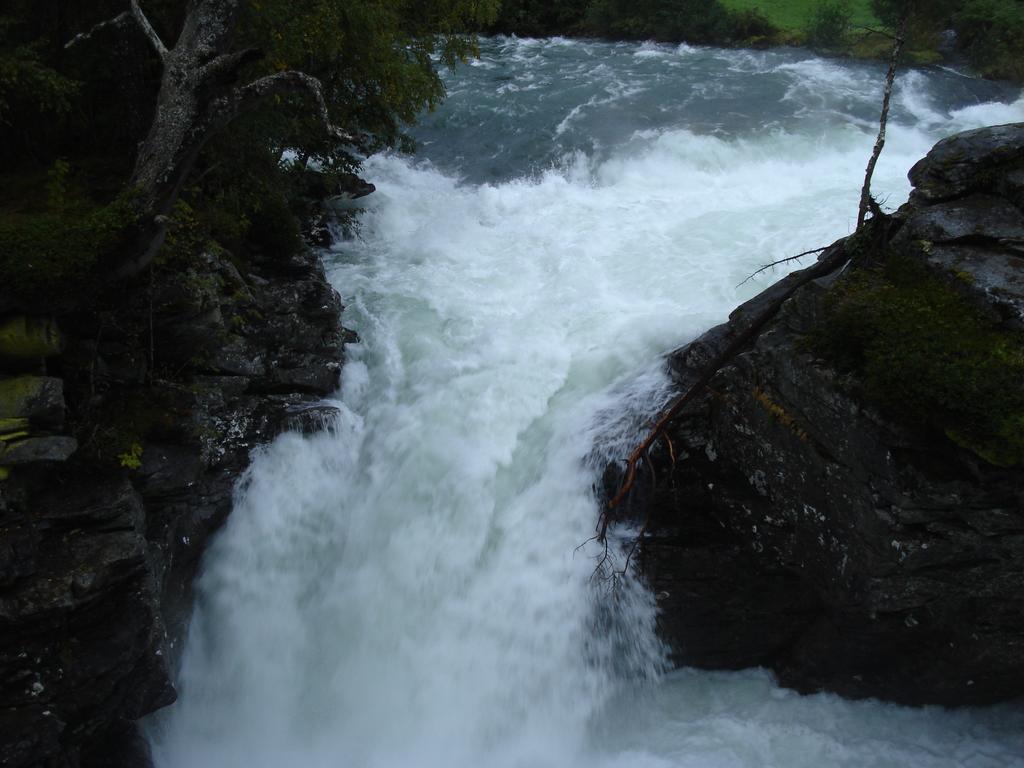 Eidsdal Camping og Feriehus Bagian luar foto